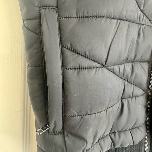 Liverpool Black Quilted Jacket - Picture 8 of 9